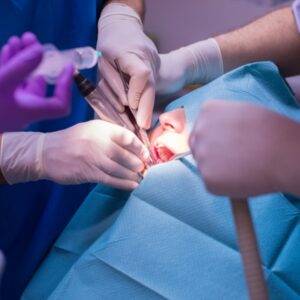 Especialidades-odontologia 8 clínica ferreira jorge dentistas e psicólogos em santos